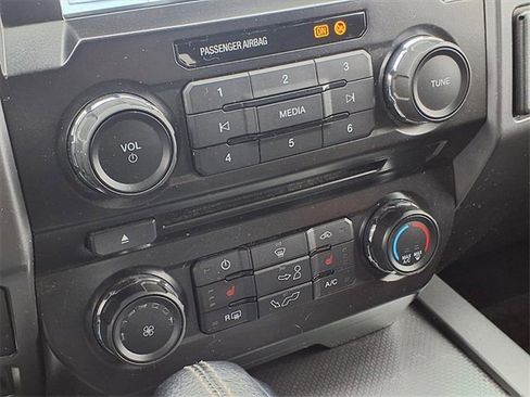 Used 2016 Ford F150 XLT w/ Equipment Group 302A Luxury image 8