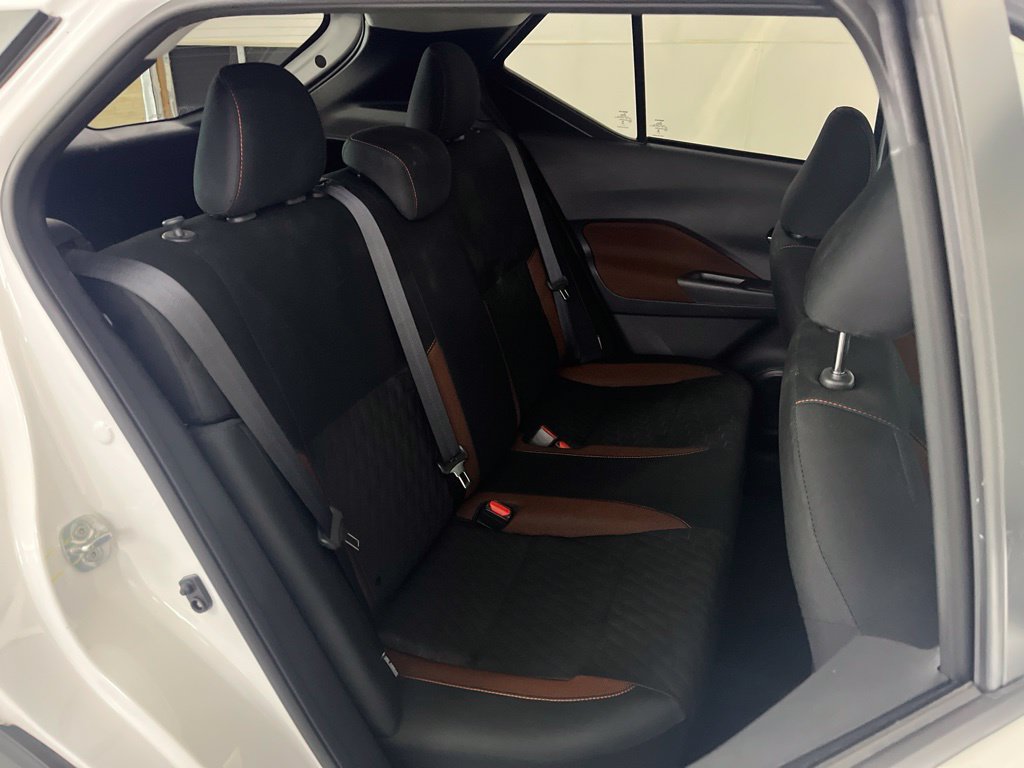 Used 2024 Nissan Kicks SR FWD image 20