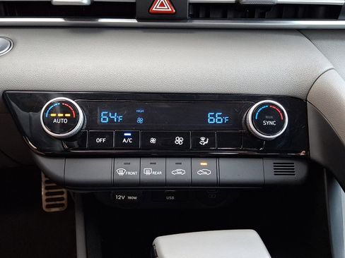 Certified 2025 Hyundai Elantra Sport FWD image 15