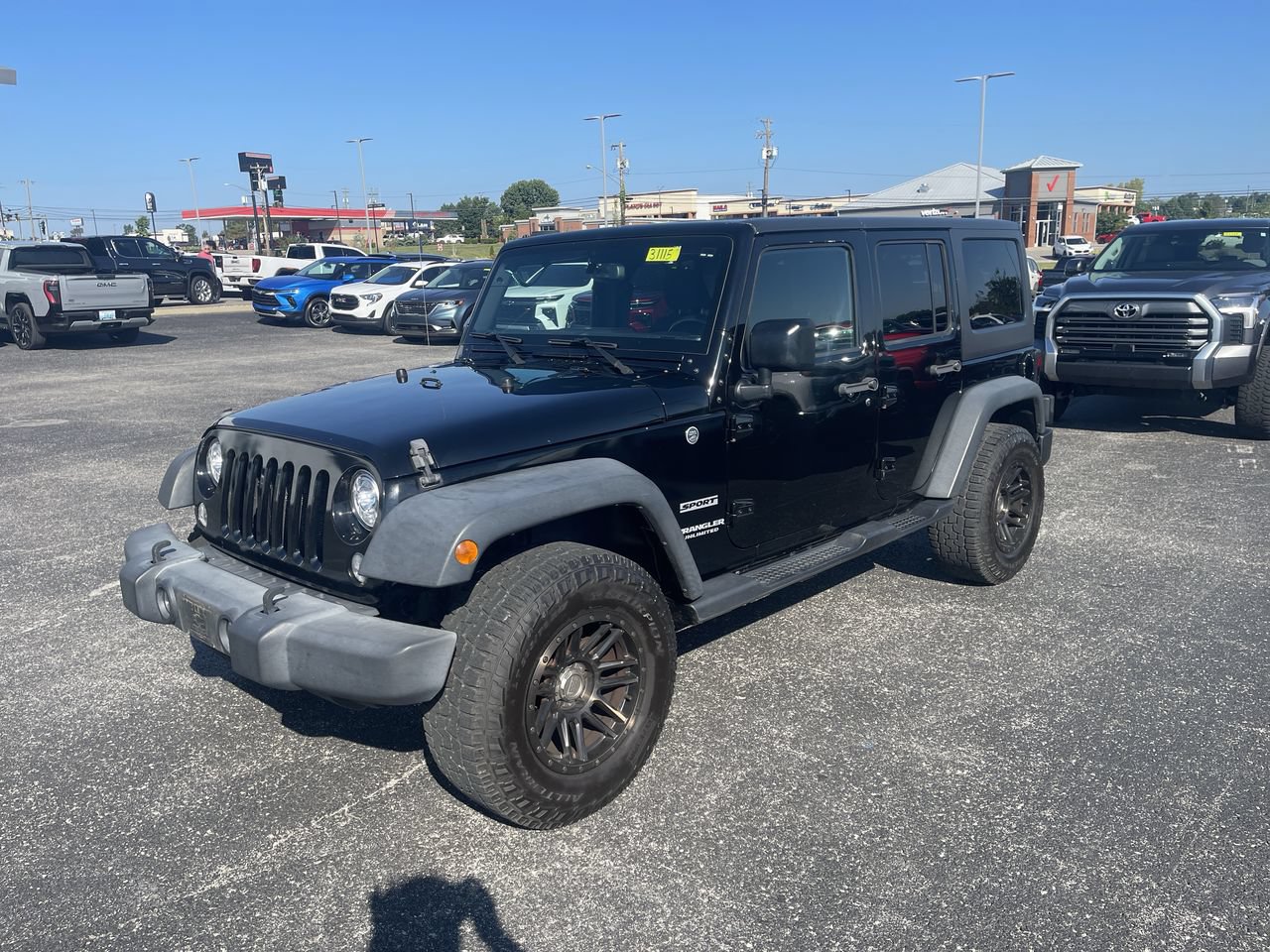 Used 2017 Jeep Wrangler Unlimited Sport w/ Quick Order Package 23S AWD/4WD image 1