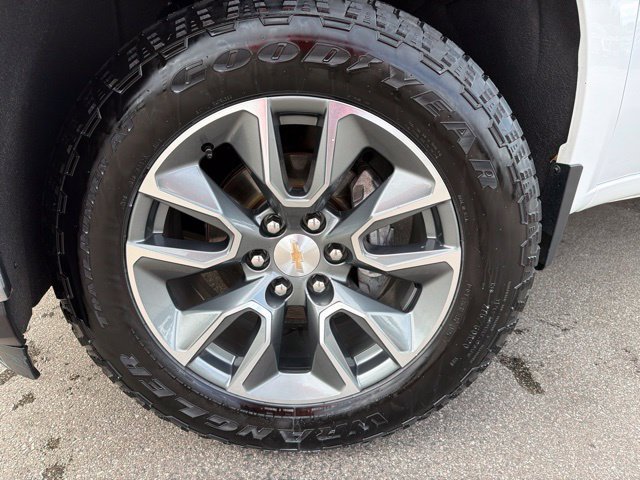 Certified 2021 Chevrolet Silverado 1500 LT AWD/4WD image 10