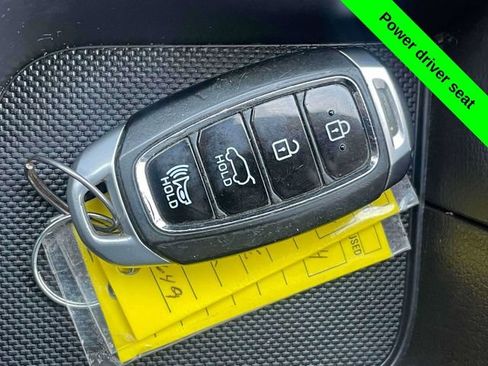 Used 2020 Hyundai Santa Fe SEL w/ Convenience Package AWD/4WD image 24