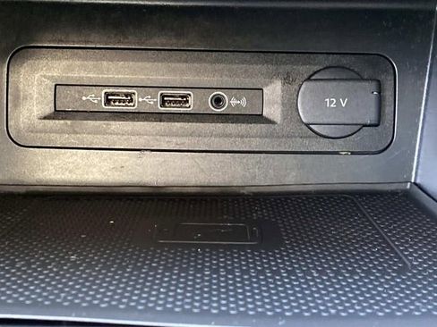 Used 2021 Volkswagen Atlas SE w/ Panoramic Sunroof Package image 12