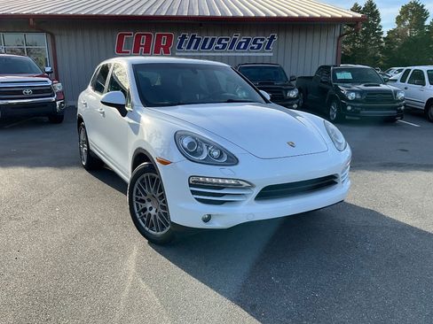 Used 2013 Porsche Cayenne AWD/4WD image 1