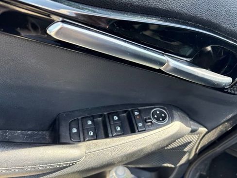 Used 2024 Kia Seltos EX FWD image 24