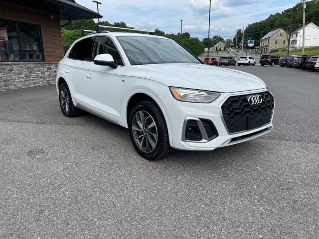Used 2022 Audi Q5 2.0T Premium Plus w/ Premium Plus Package AWD/4WD image 11