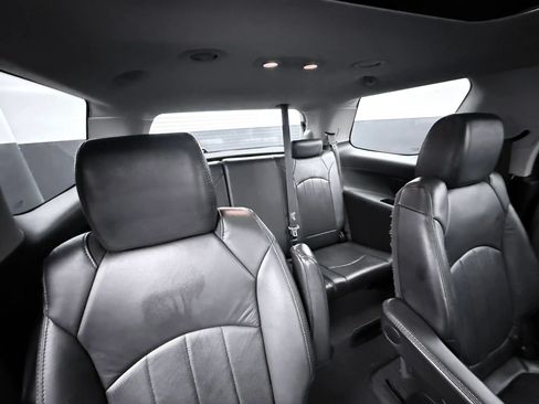 Used 2012 GMC Acadia Denali AWD/4WD image 23