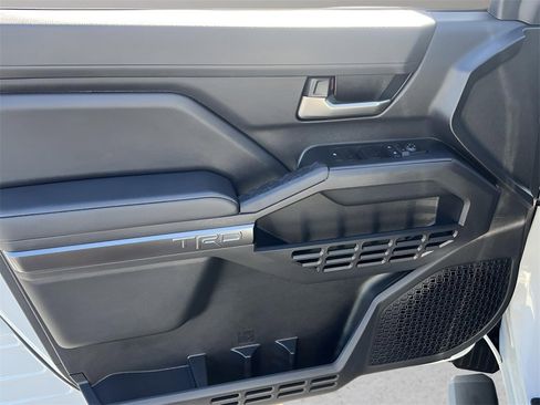 Certified 2025 Toyota Tacoma TRD Sport image 10