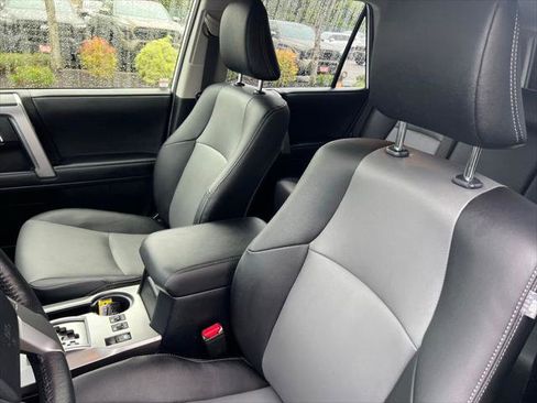 Certified 2023 Toyota 4Runner SR5 Premium w/ Moonroof Package AWD/4WD image 15
