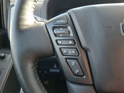 Used 2025 Nissan Frontier SV w/ SV Convenience Package image 21