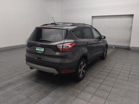 Used 2017 Ford Escape SE w/ SE Leather Comfort Package AWD/4WD image 9