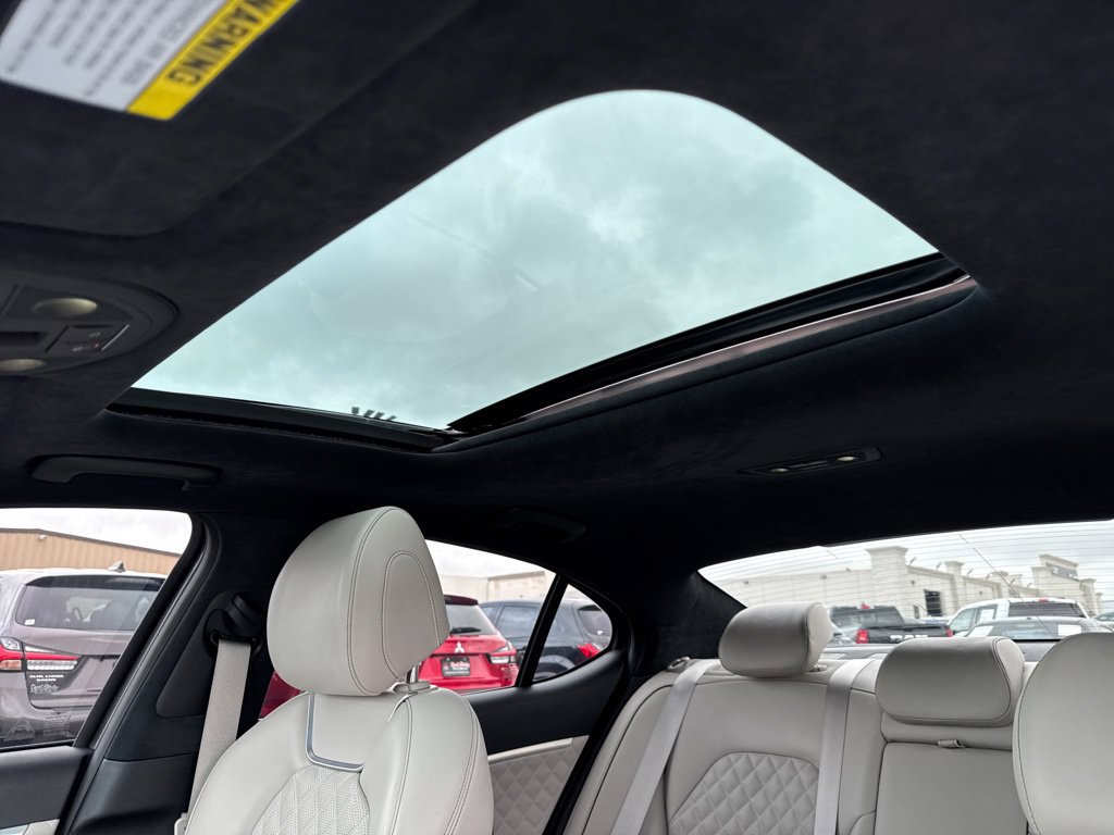 Used 2023 Genesis G70 3.3T w/ Sport Prestige Package RWD image 38