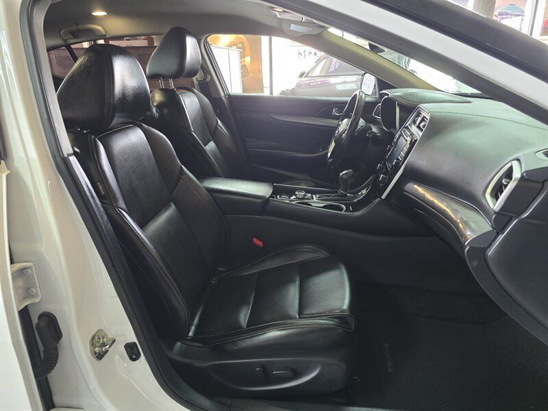 Used 2017 Nissan Maxima 3.5 SV FWD image 14
