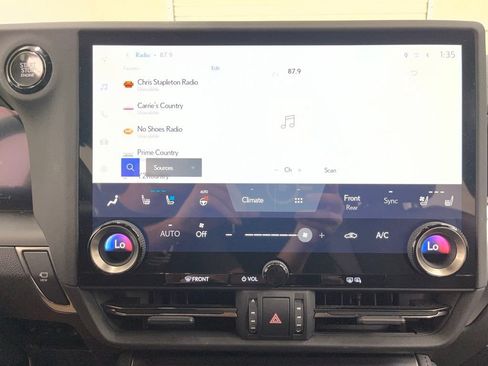 Used 2025 Lexus GX 550 w/ Cold Area Package AWD/4WD image 11