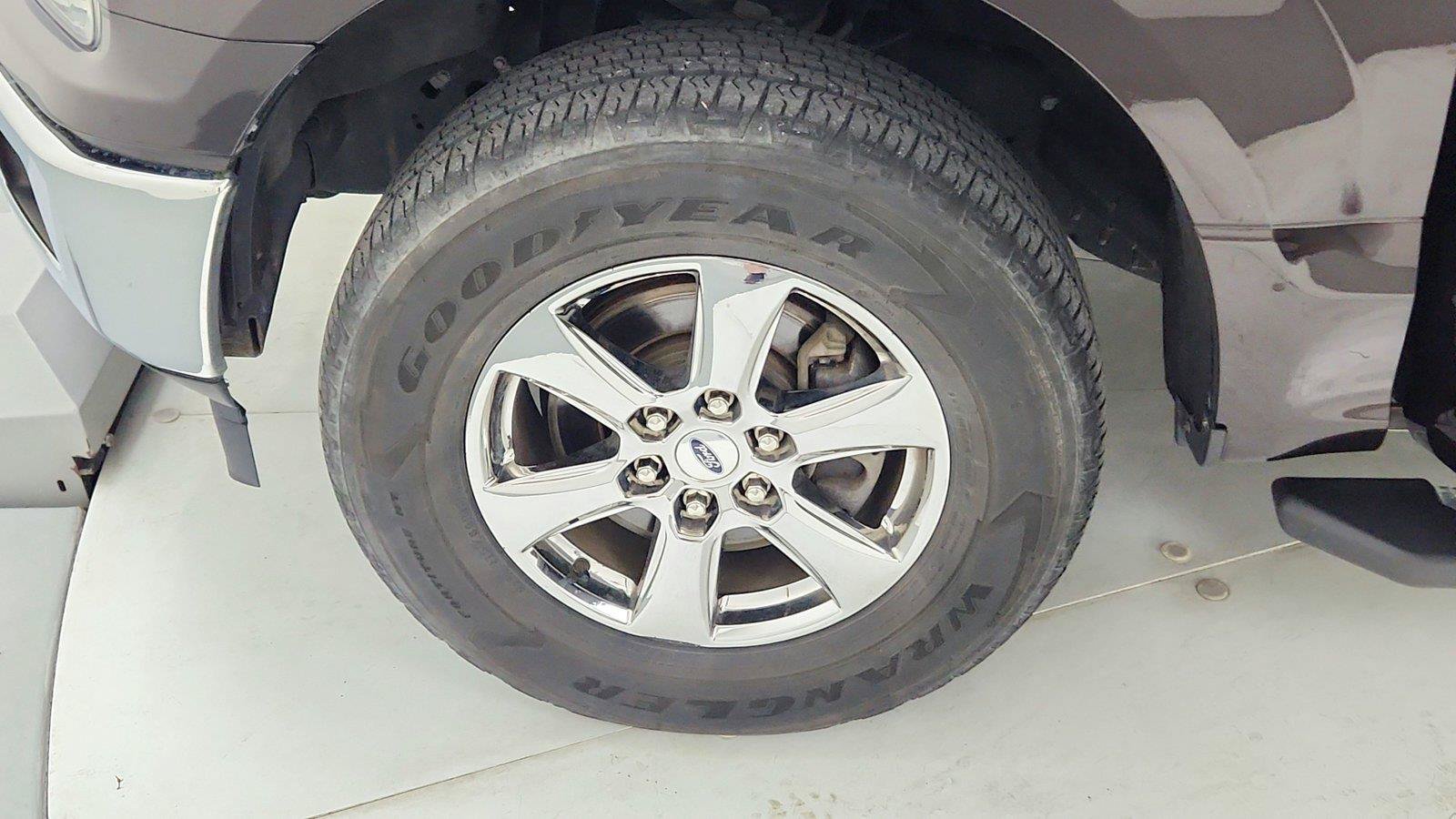 Used 2020 Ford F150 XLT w/ Equipment Group 302A Luxury AWD/4WD image 36