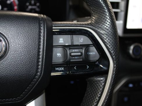 Used 2024 Toyota Tundra Limited image 38