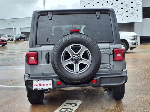 Used 2023 Jeep Wrangler Sport S image 25