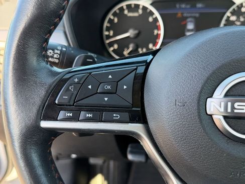 Used 2024 Nissan Altima 2.5 SR FWD image 16