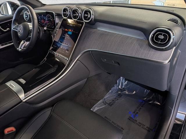 Used 2026 Mercedes-Benz GLC 300 image 19