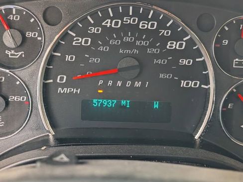 Used 2016 Chevrolet Express 3500 LT w/ LT Preferred Equipment Group RWD image 11