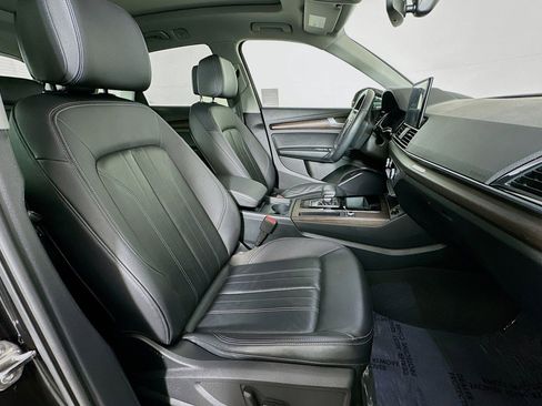 Used 2023 Audi Q5 2.0T Premium w/ Convenience Package image 8