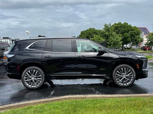 New 2026 Buick Enclave Avenir w/ Super Cruise Package AWD/4WD image 9