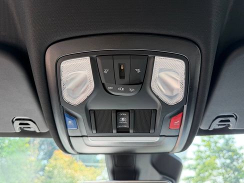 Used 2026 RAM 1500 Warlock AWD/4WD image 28
