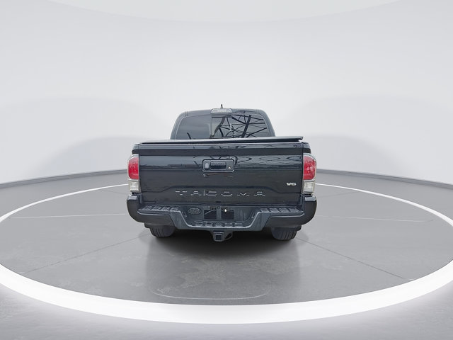 Used 2020 Toyota Tacoma TRD Sport AWD/4WD image 7