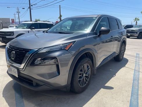 Used 2021 Nissan Rogue S FWD image 1
