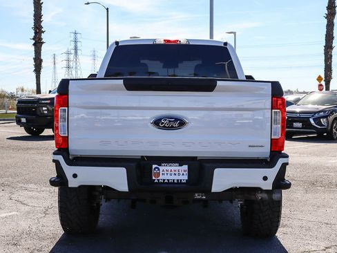 Used 2019 Ford F250 XLT w/ XLT Value Package AWD/4WD image 7