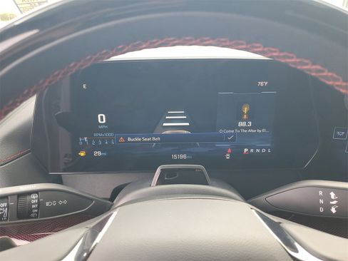 Used 2025 Chevrolet Traverse RS w/ LPO, Floor Liner Package image 25