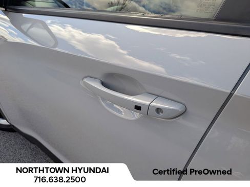 Used 2023 Hyundai Kona SEL AWD/4WD image 40