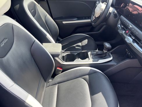 Certified 2025 Kia K4 GT-Line w/ GT-Line Premium Package FWD image 34