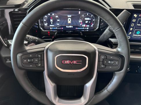 Used 2023 GMC Sierra 1500 Elevation AWD/4WD image 14