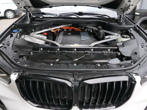Used 2022 BMW X5 xDrive45e w/ M Sport Package AWD/4WD image 30