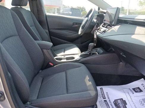 Used 2024 Toyota Corolla LE FWD image 29
