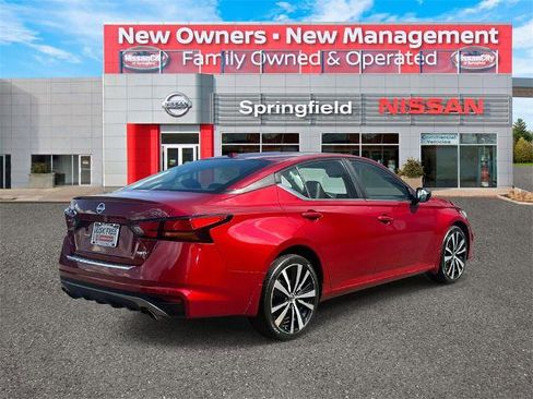 Certified 2022 Nissan Altima 2.5 SR image 6