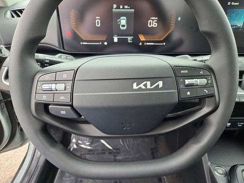 New 2026 Kia K4 FWD image 23