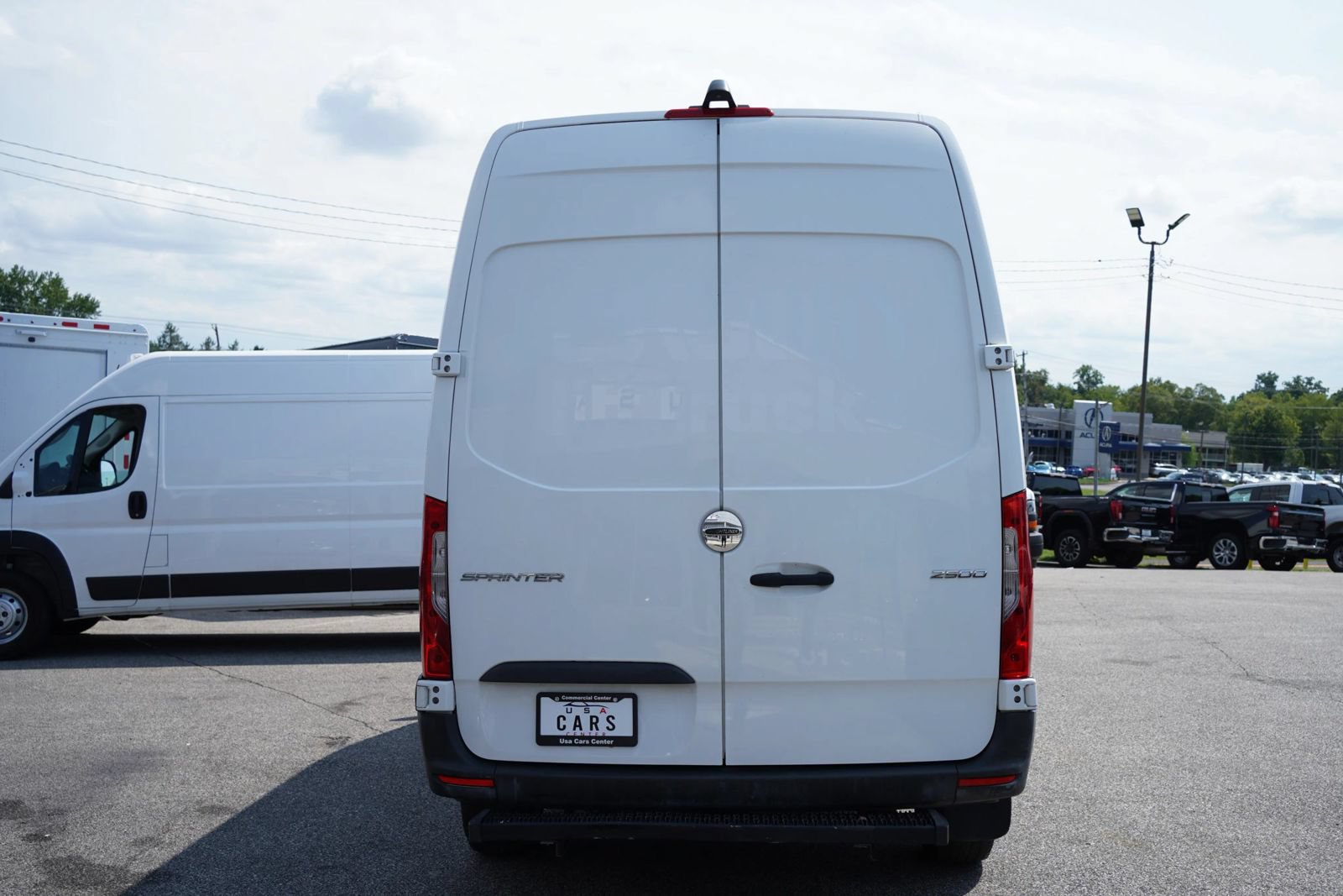 Used 2021 Freightliner Sprinter 2500 RWD image 8