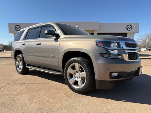 Used 2018 Chevrolet Tahoe LT w/ Luxury Package image 3