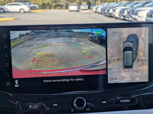 New 2026 Mitsubishi Outlander SE image 18