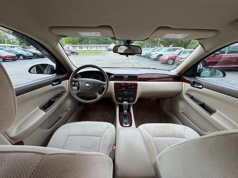 Used 2008 Chevrolet Impala LT image 18