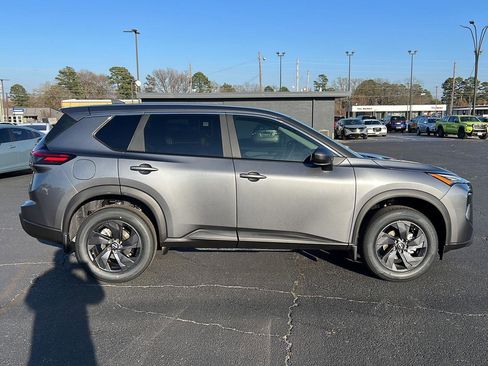 New 2026 Nissan Rogue SV image 2