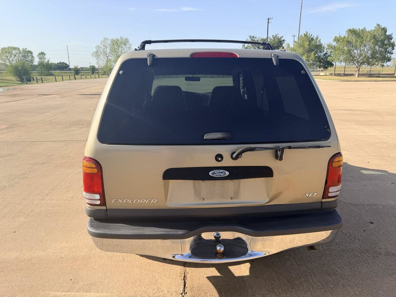Used 1999 Ford Explorer XLT RWD image 9