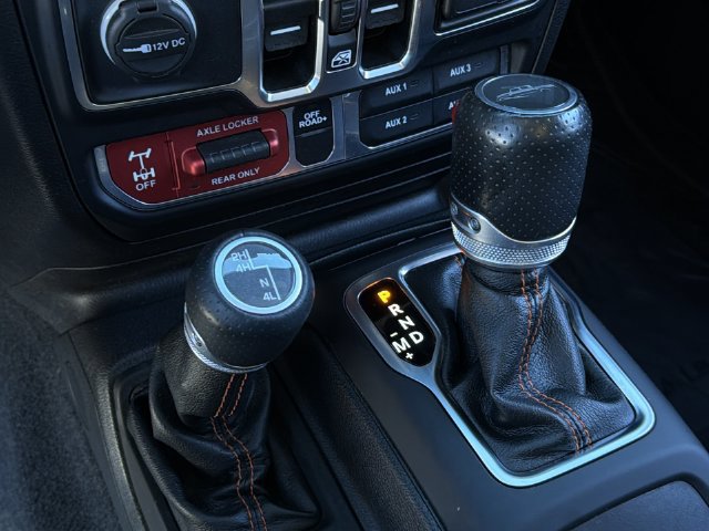 Used 2021 Jeep Gladiator Mojave AWD/4WD image 29