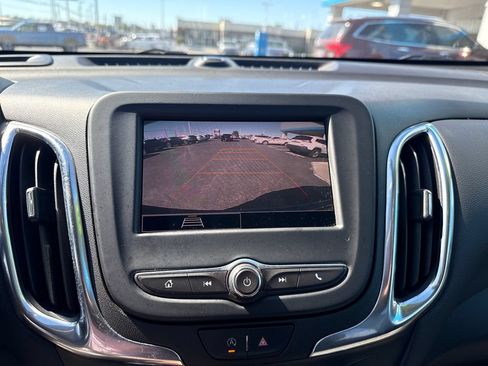 Used 2022 Chevrolet Equinox LT FWD image 23