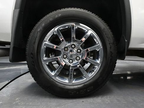 Used 2018 GMC Sierra 1500 Denali AWD/4WD image 16
