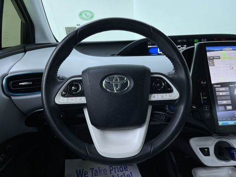 Used 2018 Toyota Prius Prime Advanced image 20