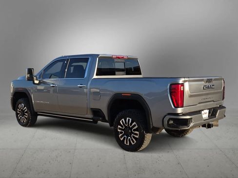 Used 2025 GMC Sierra 2500 Denali Ultimate w/ Max Trailering Package AWD/4WD image 6