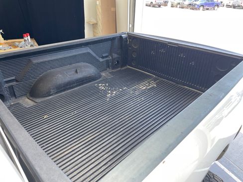 Used 2018 RAM 2500 Tradesman w/ Chrome Appearance Group AWD/4WD image 34